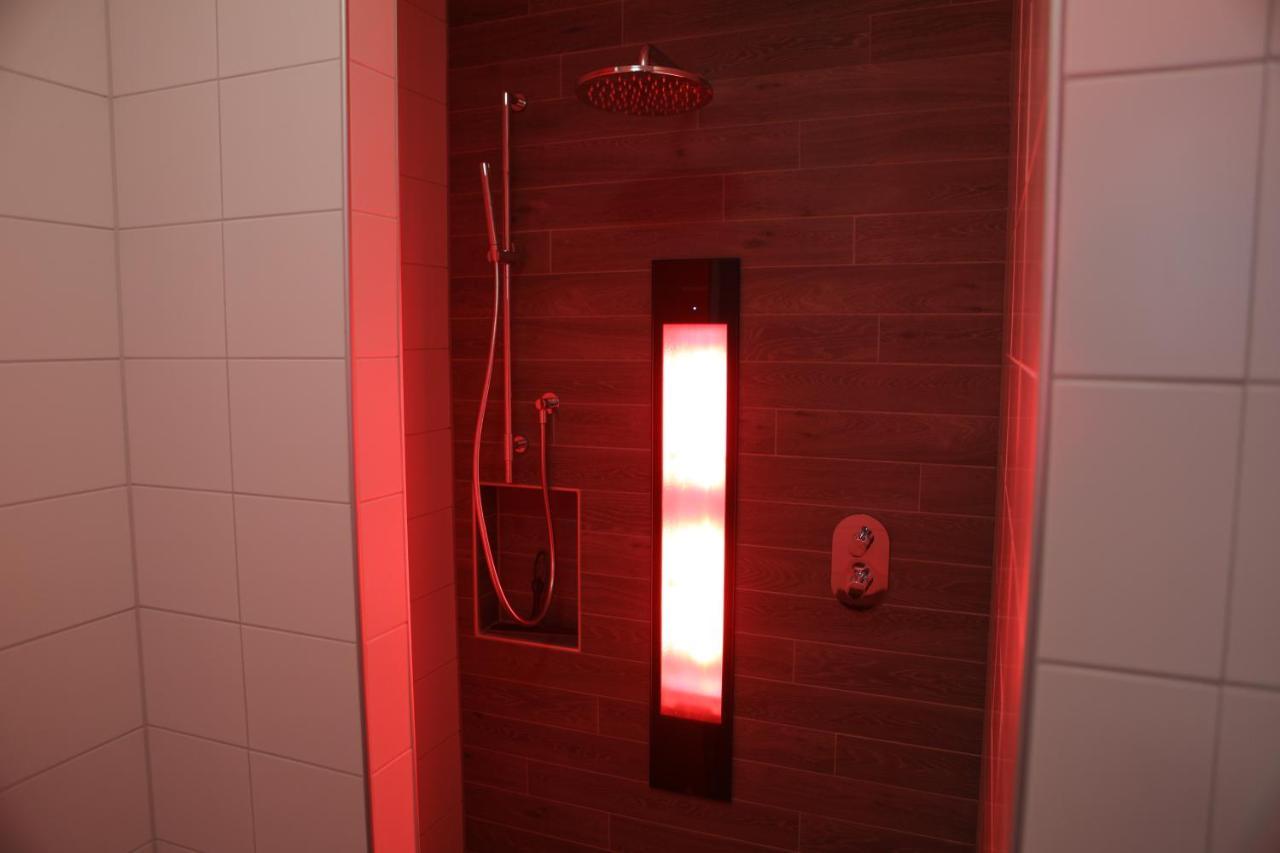 Luxe 4 Persoons Appartement In Residence Marina Kamperland 2C Екстериор снимка