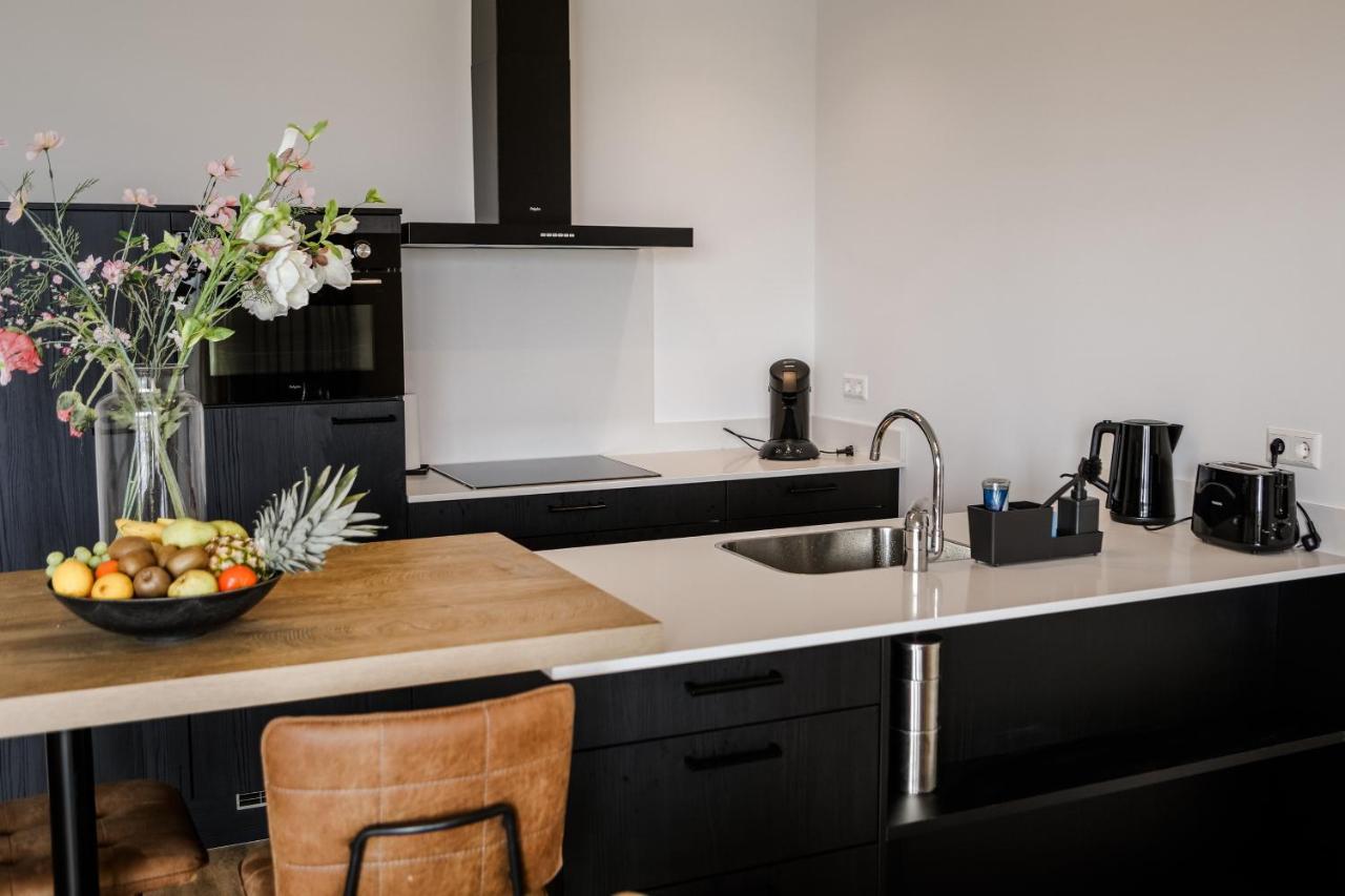 Luxe 4 Persoons Appartement In Residence Marina Kamperland 2C Екстериор снимка