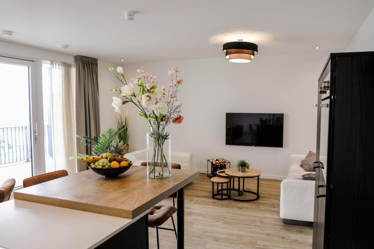 Luxe 4 Persoons Appartement In Residence Marina Kamperland 2C Екстериор снимка