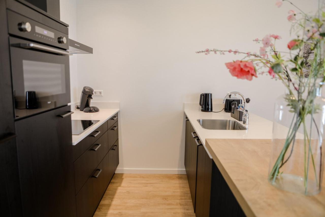 Luxe 4 Persoons Appartement In Residence Marina Kamperland 2C Екстериор снимка